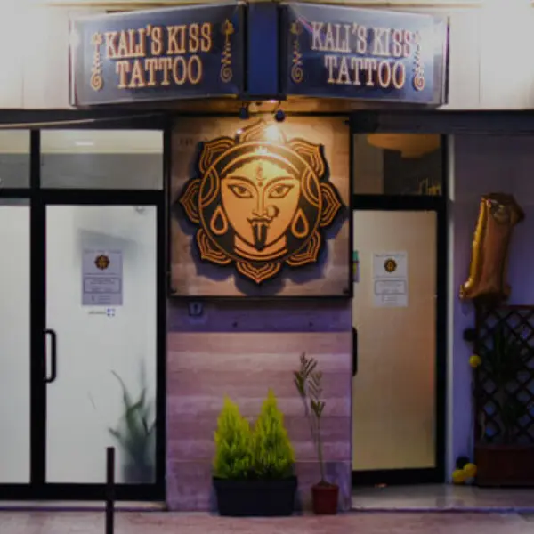 kali's kiss tattoo pescara